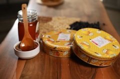 KARAKOVAN PETEK BAL (KG)