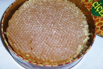 KARAKOVAN PETEK BAL (KG)