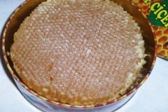 KARAKOVAN PETEK BAL (KG)